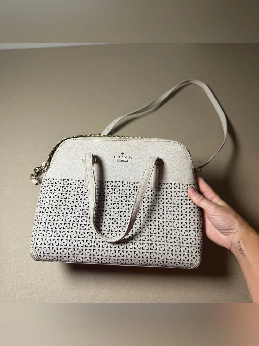 Kate spade cedar street maise perforated purse handbag womens classic beige